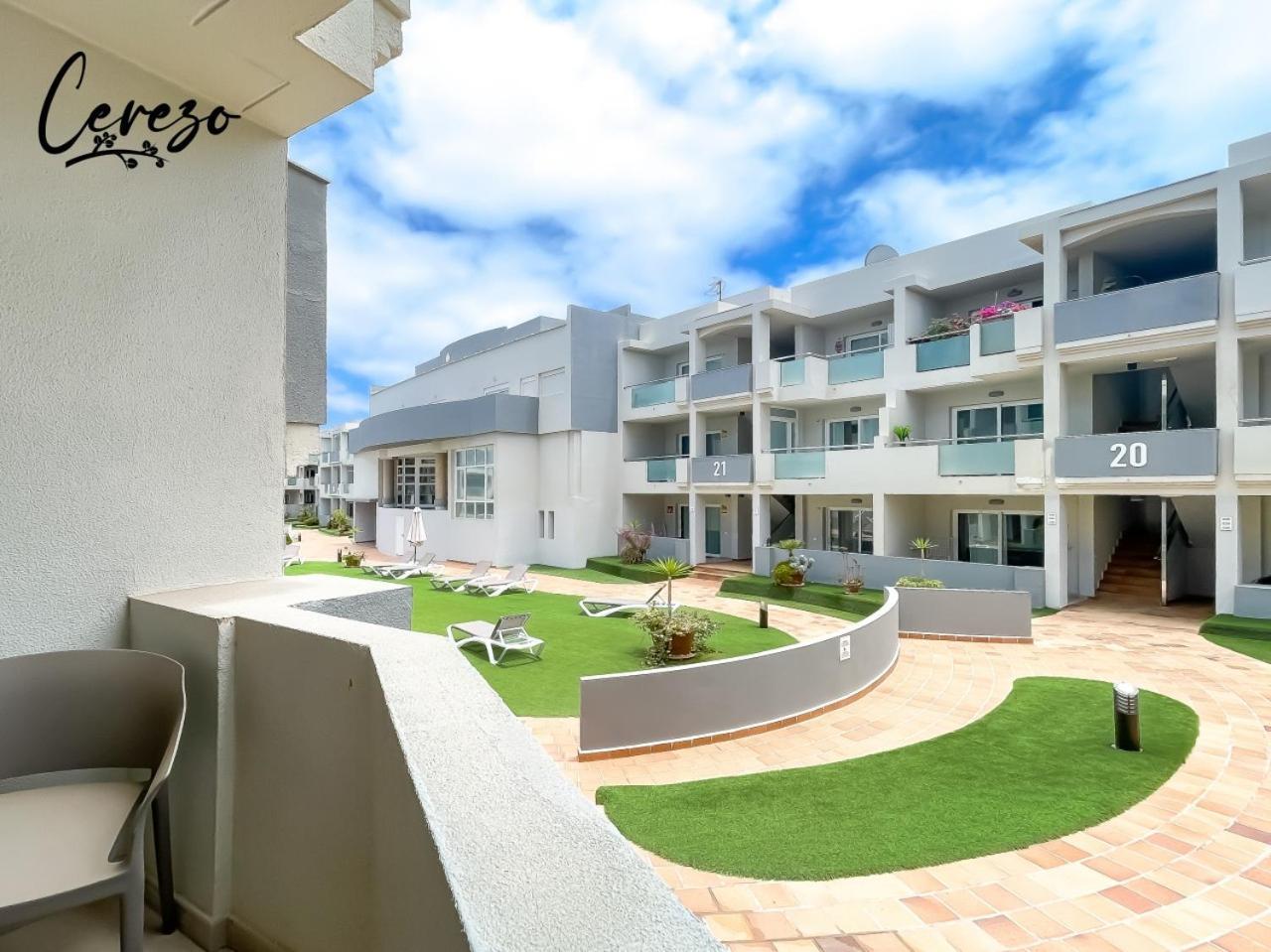 B-Rent Corralejo Sun Cerezo Pool 아파트 외부 사진